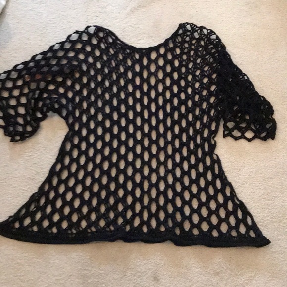 Top - Picture 2 of 2